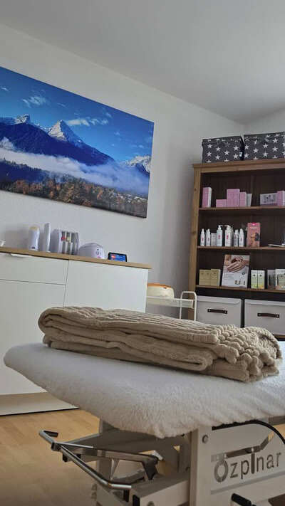 Neuer Behandlungsraum im Cosmore Kosmetikstudio in Elze.